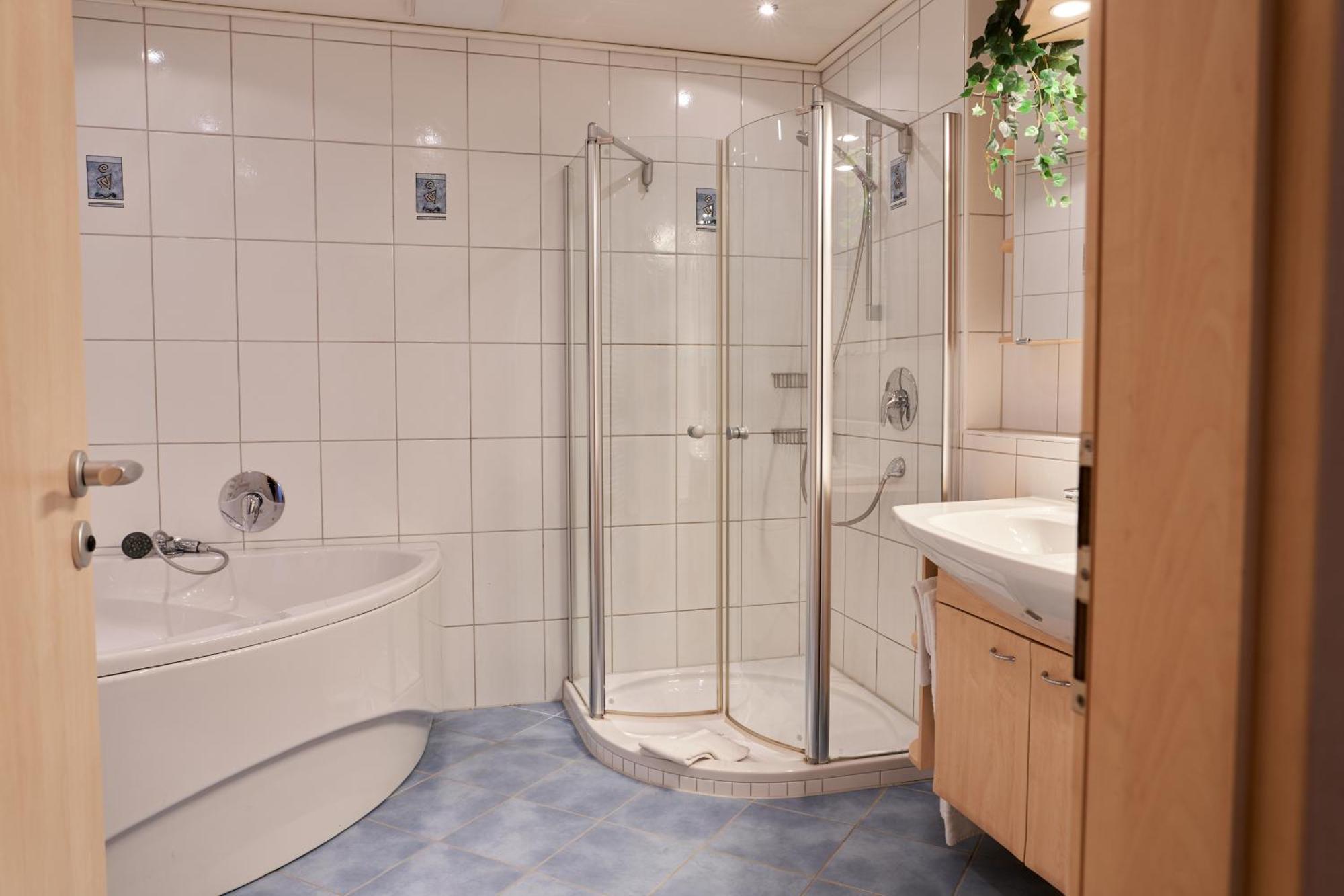 Motel Drei Koenig- Ihr Transithotel Heimsheim Exteriér fotografie